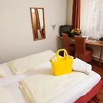 Zur Post دوبرياخ