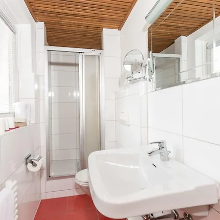 Zur Post Hotel 3*
