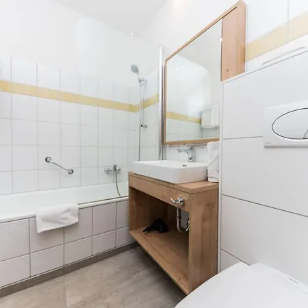 Zur Post Hotel Dobriach