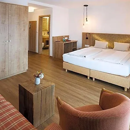 Zur Post Hotel Dobriach