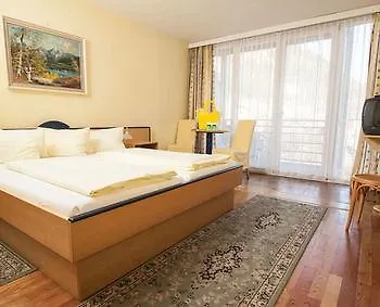 Hotel Zur Post 3*