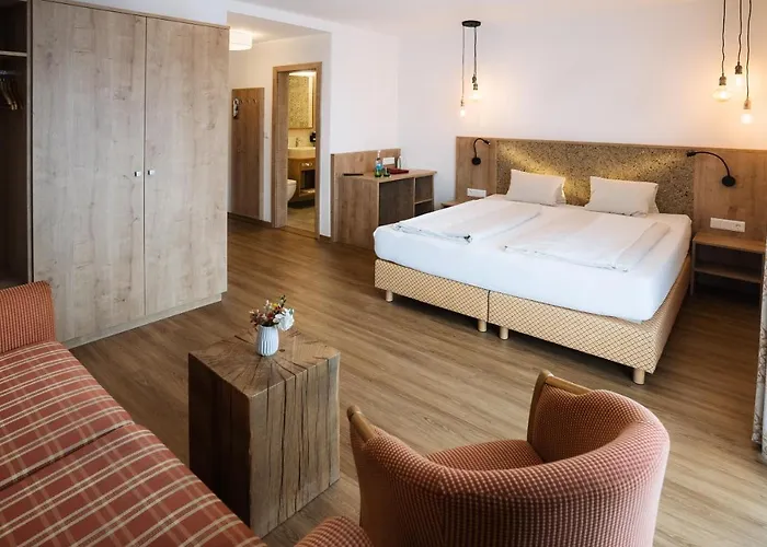 Zur Post Добриах