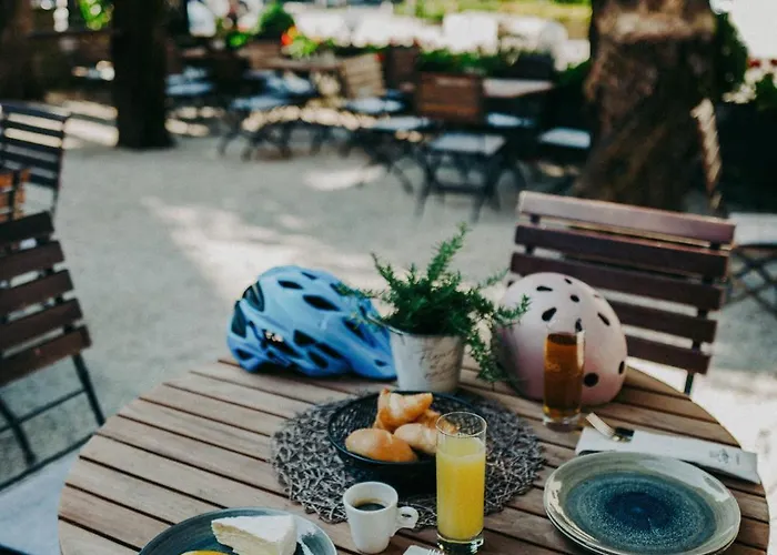 Hotel Zur Post Döbriach