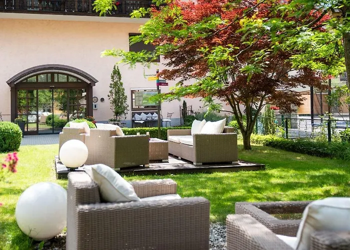 Hotel Zur Post Döbriach