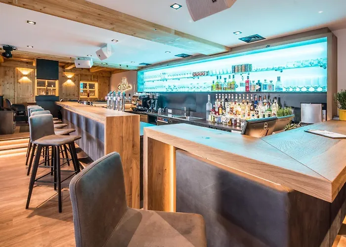 Отель Zur Post Добриах