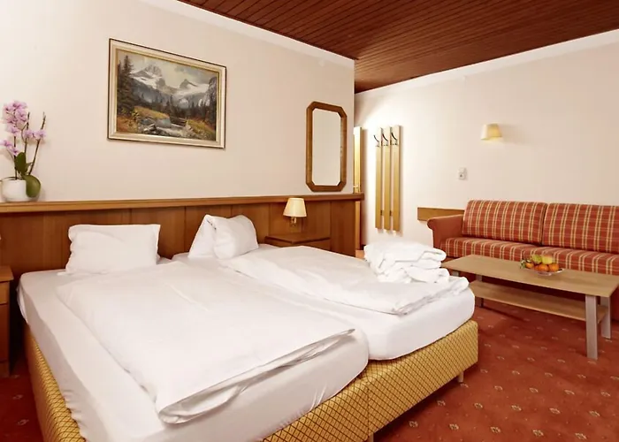 Hotel Zur Post Döbriach