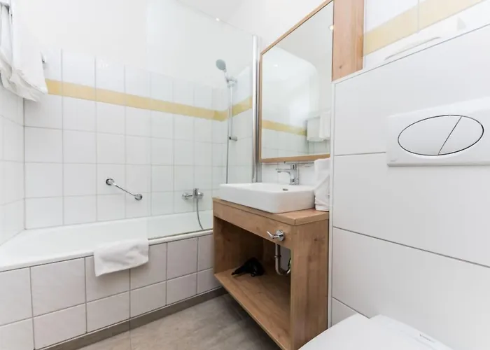 Zur Post Hotel Döbriach